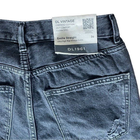 DL1961 Emilie Ultra High Rise Distressed Black 26 - Picture 7 of 8